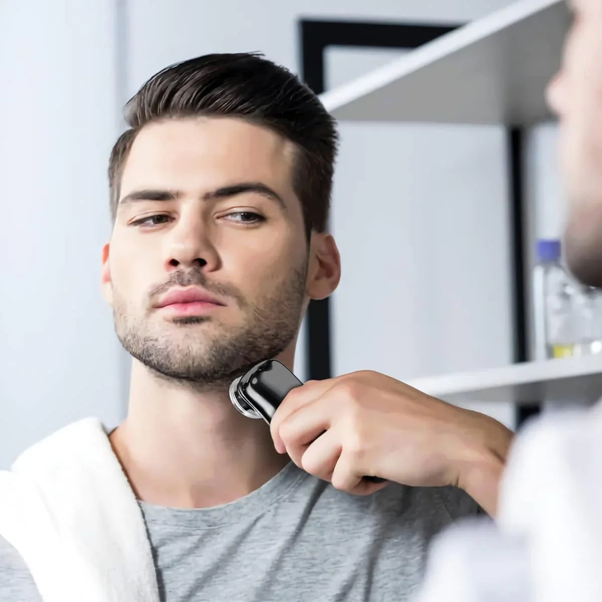 Mini Máquina de Barbear Portátil ShavePro™